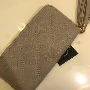 SEARS wallet wristlet tan Sandy color brand new